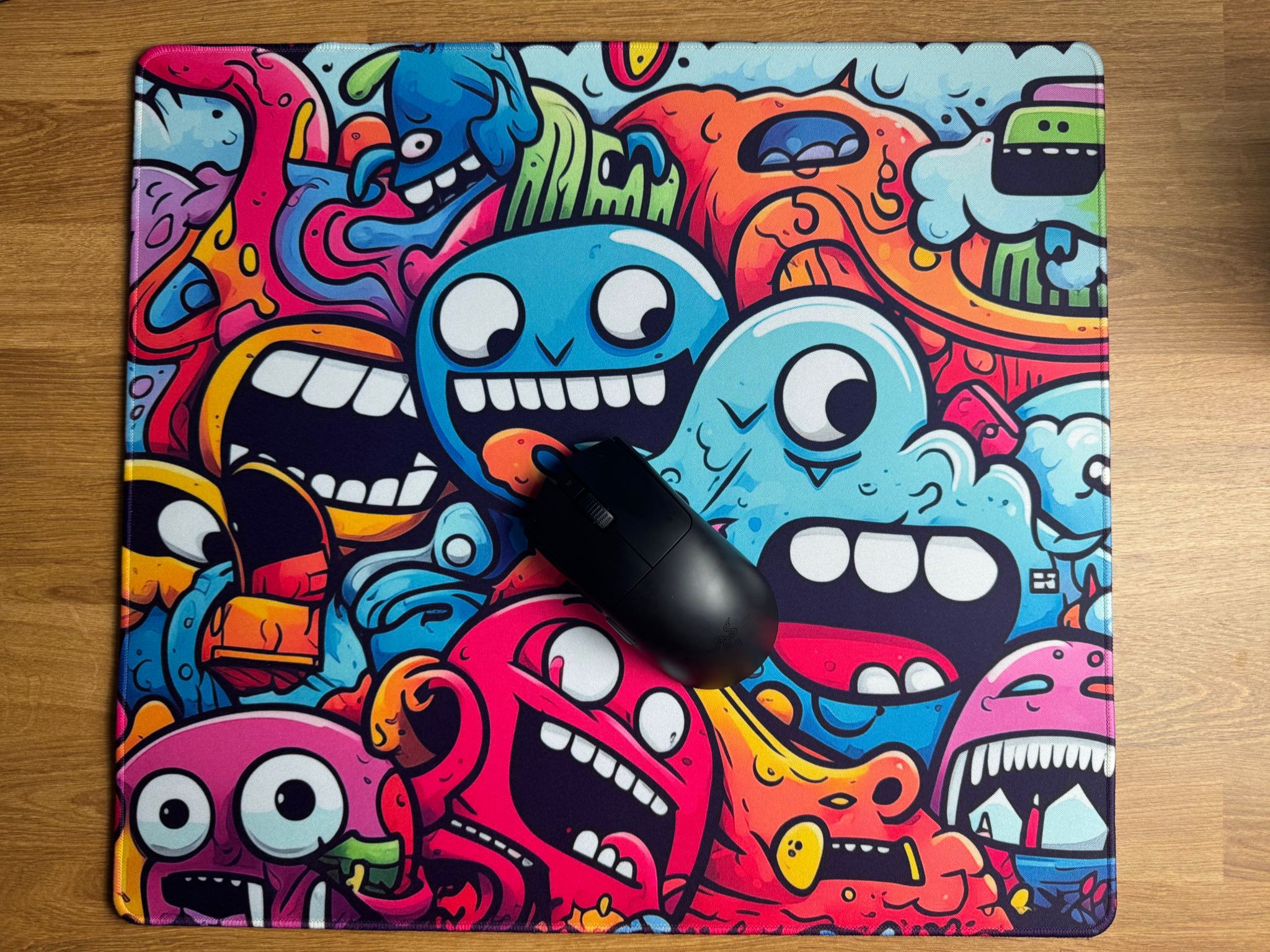 Colored Doodles Gaming mouse pad